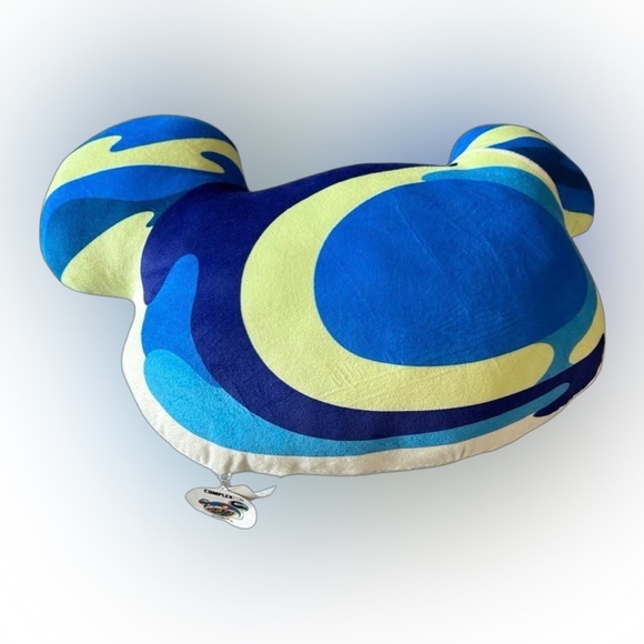 Takashi Murakami ComplexCon Blue Ursa Large Pillow - Picture 3 of 6